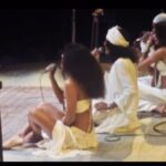 Gal Costa Instagram – “Com a espada de Ogum 
E a benção de Olorum 
Como num raio de Iansã 
Rasgamos a manhã vermelha”

@caetanoveloso 
@gilbertogil 
@mariabethaniaoficial 

23 de abril.
Dia de São Jorge
Salve Jorge da Capadocia!
Salve Ogum!

#GalCosta #DocesBarbaros #EquipeGal