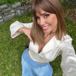 Gala Caldirola Instagram – Fin de las grabaciones! Estuvimos dos dias en elcajón del Maipo grabando algo muy bonito! Una muy linda experiencia que pronto pondréis ver por Tv 🍀🤭
