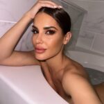 Gala Caldirola Instagram – Los cambios siempre traerán algo bueno… Vive el proceso… Se paciente… Medita…no tengas prisa…Date tu tiempo 🛁🤍🥂