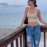 Gala Caldirola Instagram – Yo con esto conecto 🤍 quiero combinar con la playa y el cielo!