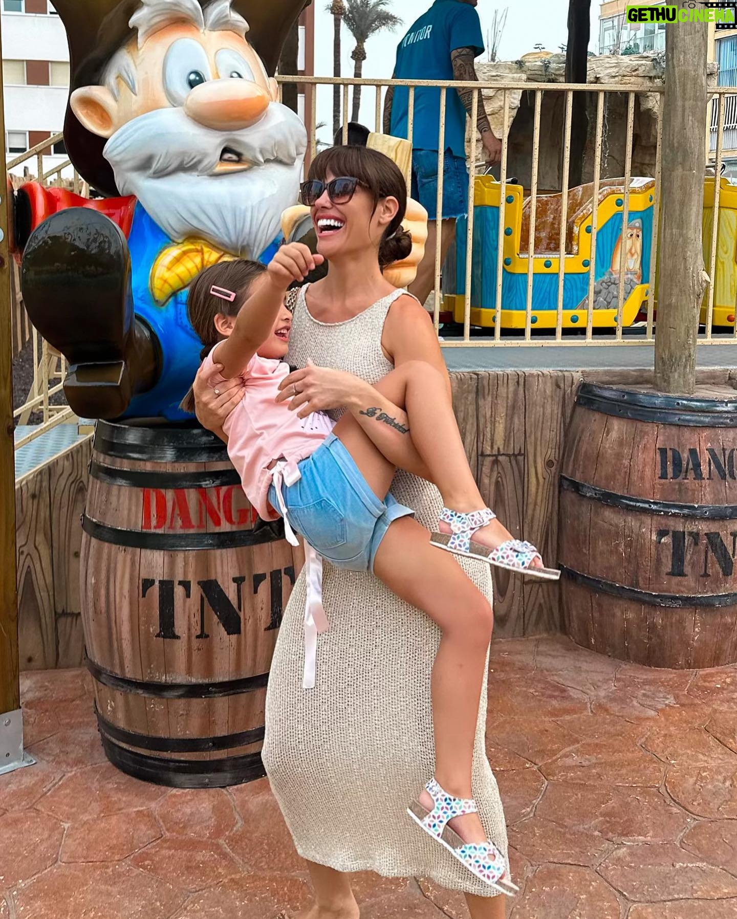 Gala Caldirola Instagram - Cual es tu fav?😍 La mía la segunda…La que más nos representa🤪😂