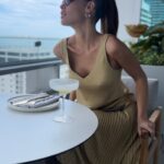 Gala Caldirola Instagram - Placeres de la vida como la buena comida 🥗 Pase unos días bellos en @hotelakabrickell y me encantó el restaurante @adriftmare_miami , sus vistas y su cocina! Ñami 🍴