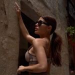 Gala Caldirola Instagram – Hay mucho de mi que te falto conocer ✨
Las calles de Barcelona son la estampa ideal para enseñarnos este conjunto deportivo de mi nueva colección Mossimo By Gala @mossimo.latam 🤍
Estoy feliz!☺️ Quedó preciosa y la encuentras exclusiva en @falabella_cl y www.falabella.com