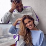 Gala Caldirola Instagram - Si hay alguien que puede decir que perdimos la cuenta de experiencias vividas juntos y momentos atesorados en el corazón , somos nosotros @surosolar 🥹 Muchos años caminando juntos, apoyándonos , cuidándonos, conociéndonos hasta el más mínimo defecto y la más valiosa virtud. Entregándonos ese amor incondicional que esta por encima de cualquier proyecto laboral. Por que nosotros no solo somos amigos, no sólo trabajamos en equipo… Nosotros somos familia! Has visto nacer y crecer a lo más valioso de mi vida, mi niña Luz! No hay día que no te hayas preocupado de nosotras , de ella. Y eso es algo que como mujer pero sobre todo como madre , no olvidaré jamás. Te quiero desde la puntita de tu cabello hasta donde terminan tus pies! Así, tal y como eres! Y se que tú a mi me quieres así también! Daría un pedacito de mi por estar hoy allá contigo pero pronto estaré!! Y celebraremos como corresponde tu vida!!!!!! Te amooooo y celebro cada día hacernos conocido!!!!! Ya lo sabes no?😍 Feliz cumpleaños hermanitoooooooooooo!!!!!!🥳