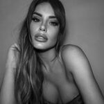 Gala Caldirola Instagram - Escuché mil veces esta canción… Es hermosa!