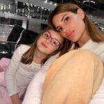 Gala Caldirola Instagram – Estamos listas para el viaje! Para ese encuentro con papi, para ese abrazo con la familia y con todas las personas que amamos en Chile✈️🇦🇷🇨🇱🇧🇷 
Lo único seguro es el aquí y ahora.
Todo puede cambiar de un instante a otro.
Por eso ama hoy, abraza hoy , di lo que sientes hoy, haz lo que sueñas hoy, valora y agradece lo que tienes hoy… Y preocúpate de ser una buena persona y dejar una huella bonita en la vida de los demás.