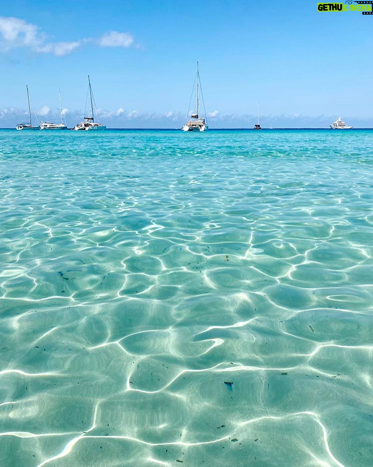 Gala Caldirola Instagram - Formentera 🧘♀️☀️🌊