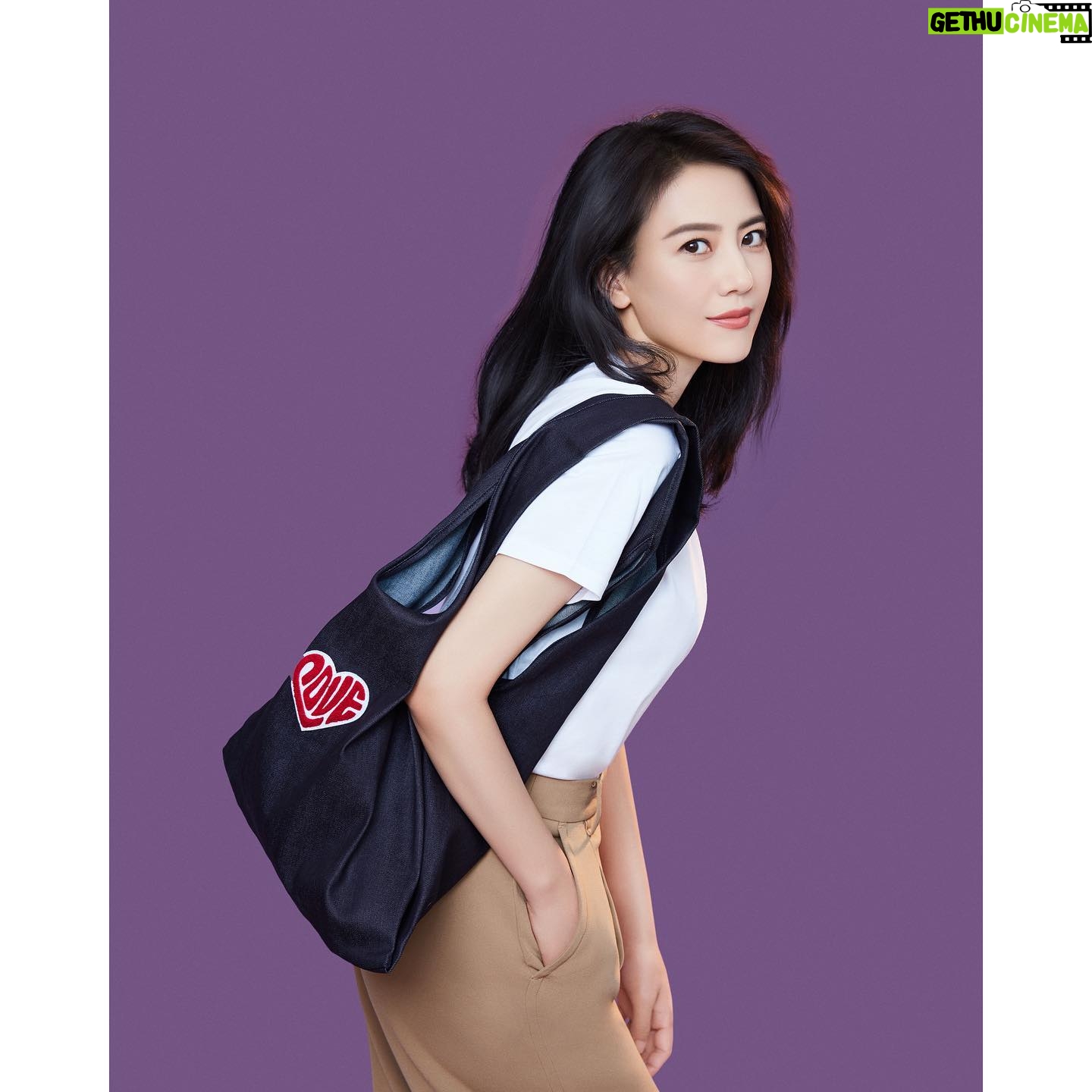 Gao Yuanyuan - 11.6K Likes - 跟我一起,加入@MichaelKors #WatchHungerStop 全球慈善项目,相信#FoodIsLove 的力量,用爱共筑零饥饿的美好未来~