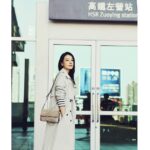 Gao Yuanyuan Instagram - 站拍（高铁站拍）😜