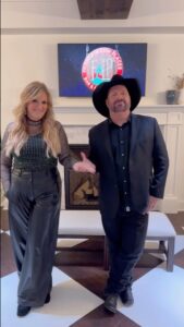 Garth Brooks Instagram - @FriendsBarNash is the coolest duet we’ve ever done!! The new episode of Friends in Low Places drops today on @PrimeVideo! love, g & TY
