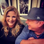 Garth Brooks Instagram - Hey Loretta, we love you more than words can say! love, g & t * To watch the livestream, click link in bio and text TNFloodRelief to 44321 to donate #HometownRising
