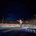 Garth Brooks Instagram - From DIVE BARS to STADIUMS…SALT LAKE, I want more of this!!! TOO GOOD!!!! love, g #GARTHinSALTLAKE