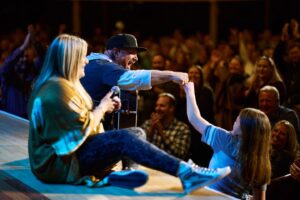 Garth Brooks Instagram - I could do this with you every night! THANK YOU @theryman!!!! love, g #GarthAtTheRyman