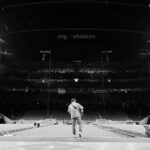 Garth Brooks Instagram - Houston, come ready!!! Tomorrow night is our FINAL Stadium Tour stop in the USA and we can’t wait to PARTY with YOU!!!! love, g #GarthInHOUSTON