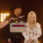 Garth Brooks Instagram - If these bloopers are any indication of what’s to come at the #ACMawards tomorrow night…you’re in for a wild ride! TuneIN on @primevideo ! love, g