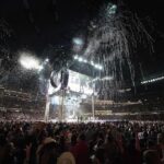 Garth Brooks Instagram - Louisiana, anyone is f*cking lucky to come play for you!!!! Thank you for tonight! Thank you for my life!!! love, g #garthatsugarbowl