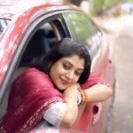 Gayathri Shan Instagram - Ènnidam Naane Illaamal 🫂🫶🏽🤍 . . . @joshapp.tamil
