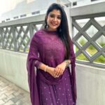 Gayathri Shan Instagram - இனிய தீபாவளி நல்வாழ்த்துகள்!!! 🪔
