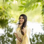 Gayathri Shan Instagram - 🌼❣️ . . . Hair @shanthimakeupstudio Photo @saranjphotography Blouse @justforeves Jewels @chennai_jazz