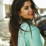Gayathri Shan Instagram - உன்னோடு வாழ்ந்திடாதானே நான் வாழ்கிறேன் ❣️ . . . 📸 @explorashots 👗 my love @_shamnazz_07 🫶🏽💋