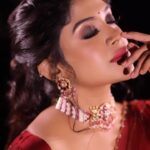 Gayathri Shan Instagram - Feeling red and loving every minute🍷 . . . @joshapp.tamil Makeup and hair : @lakshana_priya_mua Costume : @lakshana_designer_studio Jewels: @new_ideas_fashions Beautiful shorts : @george_ferna_photography Concept &styling : Priya
