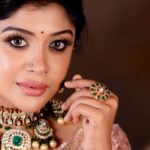 Gayathri Shan Instagram - 🌸 . . . Makeup and hair : @lakshana_priya_mua Costume : @lakshana_designer_studio Jewels: @new_ideas_fashions Beautiful shorts : @george_ferna_photography Concept &styling : Priya