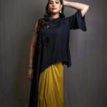 Geetha Madhuri Instagram - In frame @singergeethamadhuri Makeup hair and styling @emraanartistry @hyderabadbeautycentre @galaeyelashesartistry Outfit (top) @chiquehyderabad Outfit (skirt) @queena_designs @krithi_keerthi Photography @csk_cliks