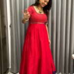Geetha Madhuri Instagram – Outfit – @sridesigns_by_sravanthi
Jewellery – @hanusri__collections
