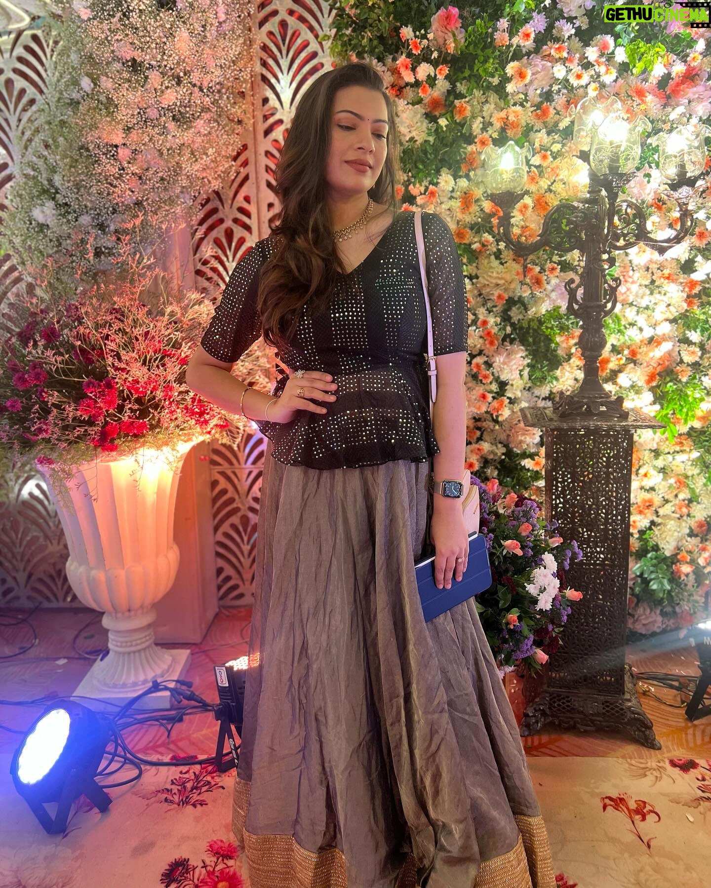 Geetha Madhuri Instagram - Outfit - @vedulaswardrobe