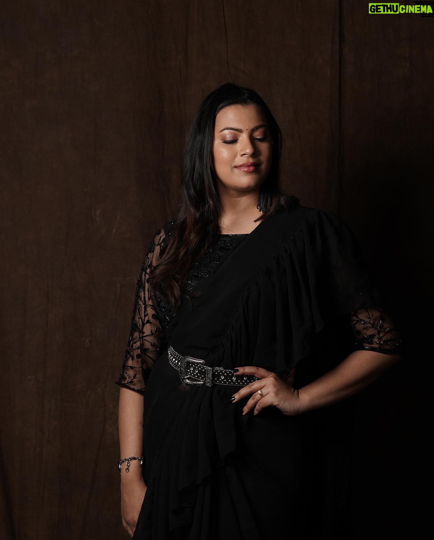 Geetha Madhuri Instagram - Outfit - @sr_label_by_yaminireddy Makeup, nails and hair - @emraanartistry Photography- @_anupphotography