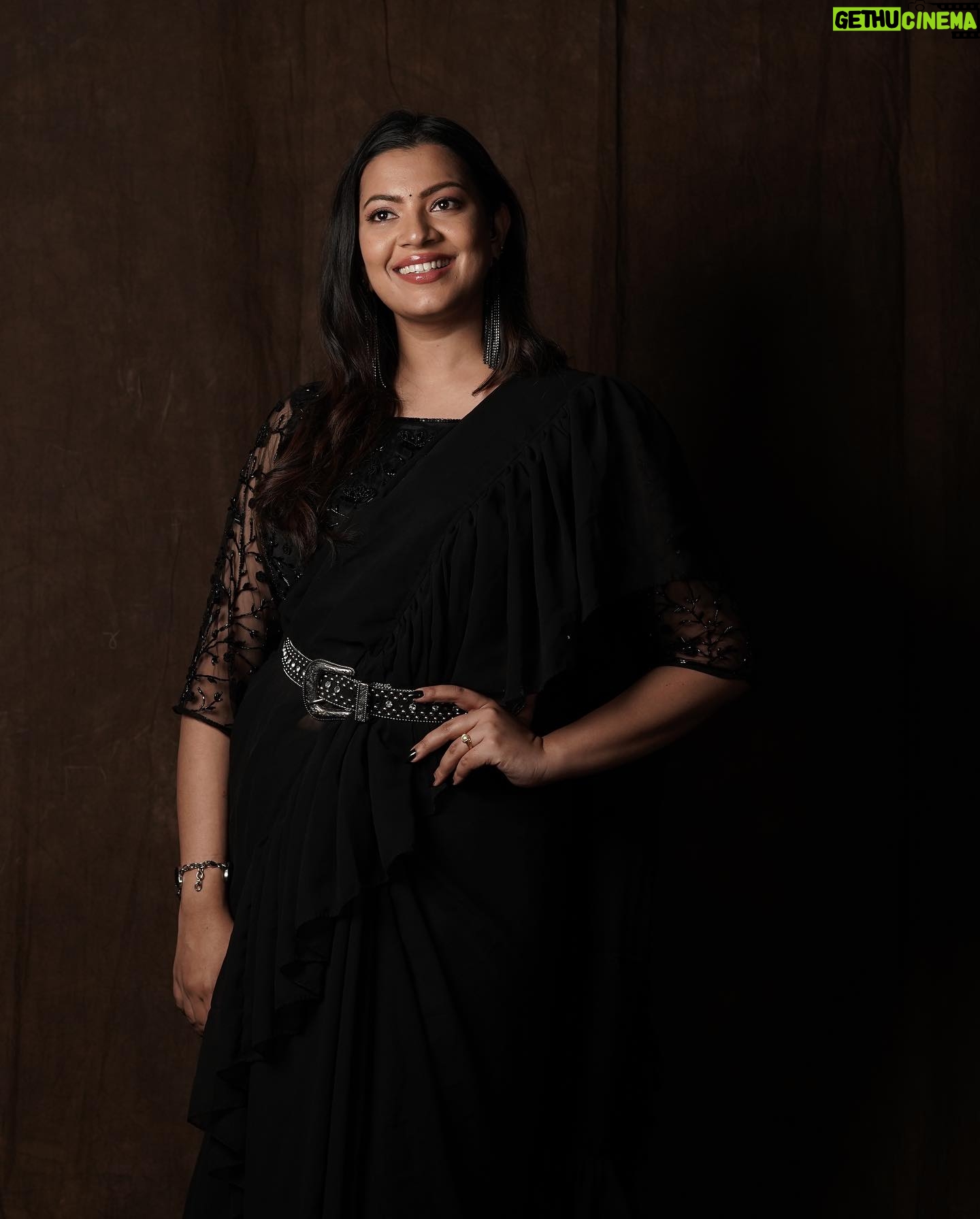 Geetha Madhuri Instagram - Outfit - @sr_label_by_yaminireddy Makeup, nails and hair - @emraanartistry Photography- @_anupphotography