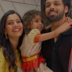 Geetha Madhuri Instagram - Daakshaayani Prakruthi is going to become a cute little akka in February 2024!!!! 🤞🤞🤞🤞🤰🤰🤰😍😍😍🙏🙏🙏 @that_actor_nandu @daakshaayani_prakruthi
