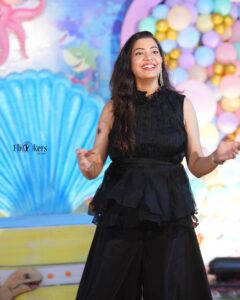 Geetha Madhuri Instagram - Outfit - @etniko.in etniko.in PC - @flickers_by_manishkoduri Decoration - @vinnus_classy_events Location - @crazykidzy