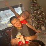 Gemma Atkinson Instagram - After 3 and a half weeks he’s home! Ive well and truly handed them over 😂 bye hun. Mums off for sit down. @gorka_marquez