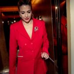 Gemma Atkinson Instagram - Coz imma boss! (Well, I felt like one in this power suit!) ♥️ Worked with @ryankaystyles again for Pride Of Britain Awards. He introduced me to the Manchester brand @samaiiraofficial At my fitting Samaiira asked how I was and I said I’m Great but my body doesn’t look how it did yet, and red carpets are always daunting ect… She then said “I understand. I’ve been there” She told me about her battles with postpartum depression & how that was the driving force in her doing her brand, to empower woman and young girls. Made bespoke to the individual, be it for a prom, an event or wedding so we feel our best! It made perfect sense for me to wear her designs. Ryan then sourced my shoes, diamonds and broach and the lovely @emjedit came and did my glam using all cruelty free products 💚 She’ll post to her grid. 📸 @gorka_marquez