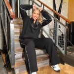 Gemma Atkinson Instagram - #ad My new drop with @inthestyle is launching THIS SUNDAY and as always you can 𝐖𝐈𝐍 𝐘𝐎𝐔𝐑 𝐅𝐀𝐕𝐄 𝐋𝐎𝐎𝐊! This collection drops 7pm Sunday on the ITS app. I love the pieces. We tried to mix gym wear with throw on comfy school run outfits too. I hope you’ll all love as much as I do! 🤗 It’s a range for everyone, whether you’re off to the gym, you need something comfy to run errands in or just chilling around the house! The range comes in sizes 6-24 🤍 Make sure you download the In The Style app ahead of the launch on Sunday at 7pm. To celebrate, we’re also giving you and your mate 𝐖𝐈𝐍 𝐘𝐎𝐔𝐑 𝐅𝐀𝐕𝐄 𝐋𝐎𝐎𝐊! For your chance to 𝐖𝐈𝐍: 1️⃣ LIKE this post 2️⃣ TAG your bestie you’d share it with 👯‍♀️ 3️⃣ Make sure you both FOLLOW @inthestyle & me @glouiseatkinson Good luck! 🤎 The comp winners will be announced Sunday before launch at 7pm on the @inthestyle stories. Thank you for all your support 😄