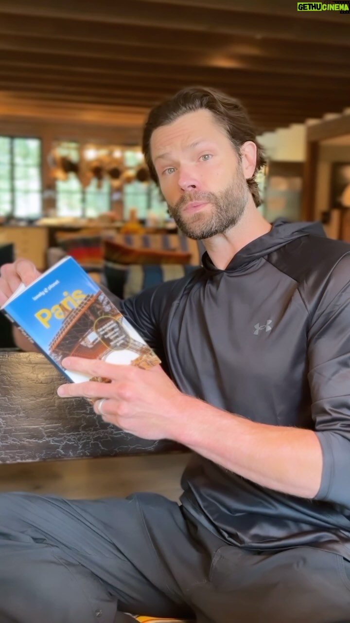 Genevieve Padalecki Instagram - Hey #Paris! I hope you’ll join me and @genpadalecki on June 1st and 2nd for #Darklight6. We’re going to have a beret good time!!! 🤦🏻♂️🤠 🇫🇷 Get tickets: LINK IN MY BIO