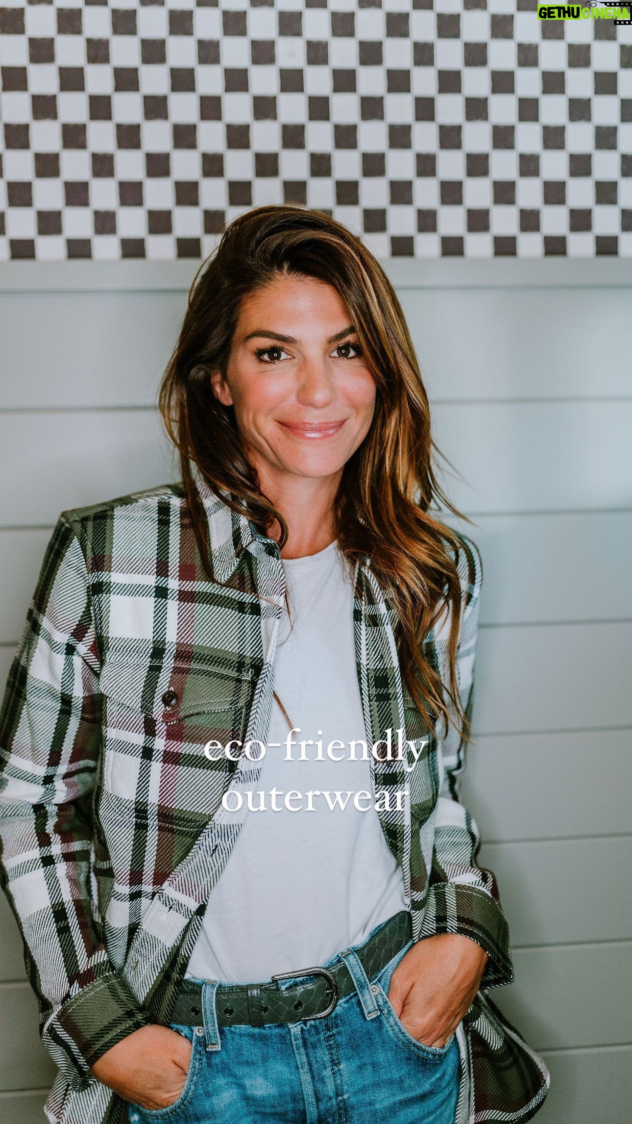 Genevieve Padalecki Instagram - winter hibernation mode activated. warm ‘n cozy (eco-friendly) layers we’ve been living in lately. @cotopaxi @outerknown @patagonia icymi, we rounded up more of our favorite sustainably made outerwear. head to our stories for all the deets. 👀