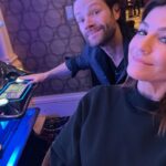 Genevieve Padalecki Instagram - What happens in Vegas ends up on IG. U2 you were a dream 🤩