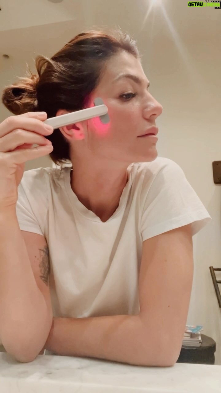 Genevieve Padalecki Instagram - Behind the scenes of my self-care sanctuary. Sharing my not-so-secret skincare routine. Head to @towwn to discover more of our favorite sustainable face moisturizers. ✨
