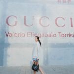Genie Chen Instagram - ⠀⠀⠀⠀⠀⠀⠀⠀⠀⠀⠀⠀ Gucci Ancora的春夏女裝系列 是樂趣、熱情、藝術與生活結合成的詩意畫面 現在在台南美術館能看到《Gucci Ancora 時尚藝術展演》了 以手繪藝術牆作為開端，把米蘭的義式美感與台南歷史做結合，帶來一場驚艷的時尚特展 - •地點: 臺南市美術館一館(臺南市中西區南門路37號) •日期: 4/20(六)〜6/30(日)(週一休館) •時間: 10:00-18:00(最後入場時間為17:30) @gucci #GucciAncora #GucciArtwall