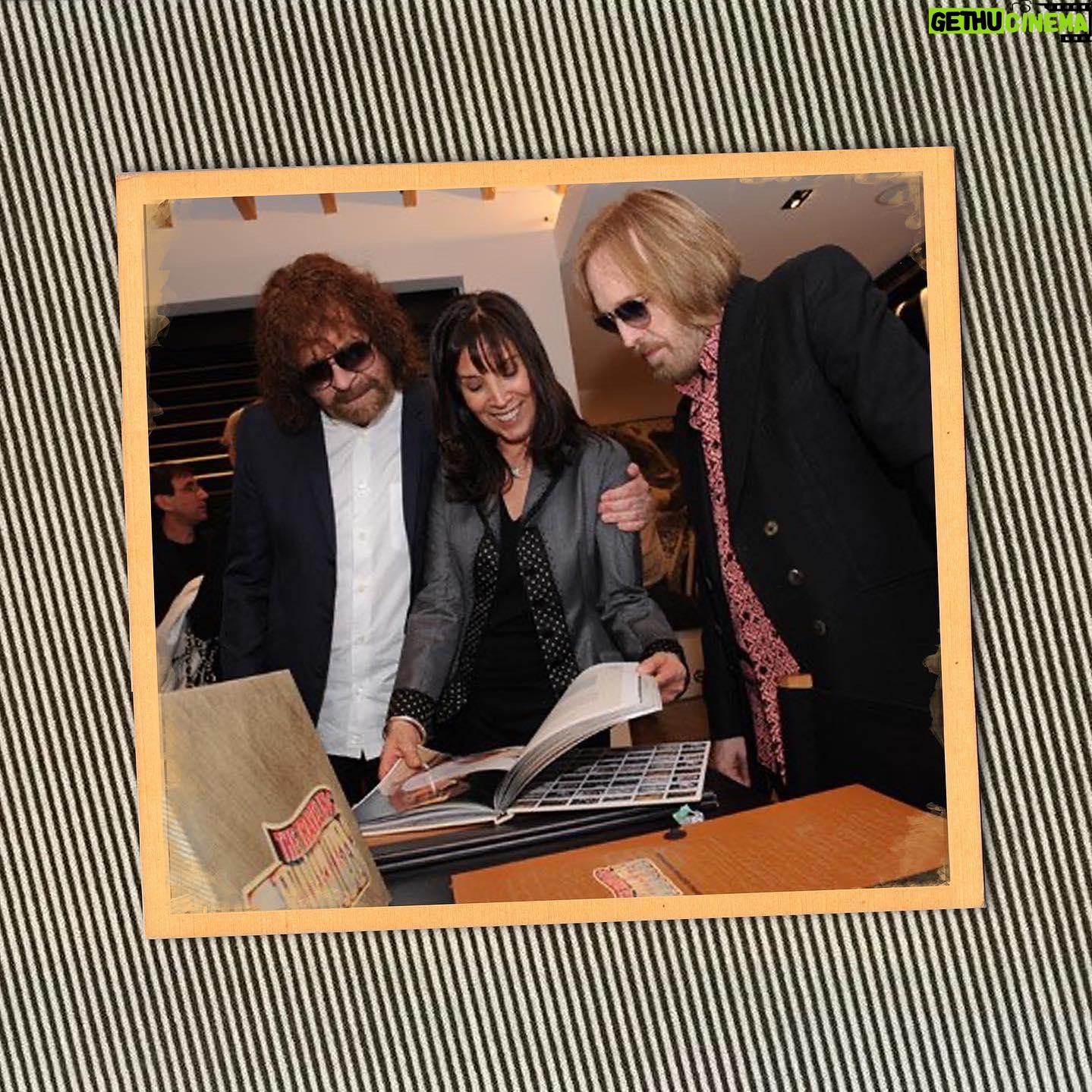 George Harrison Instagram - This week on Dark Horse Radio, host Laura Cantrell continues her month long celebration of @travelingwilburys with Part 2 at her 2018 interview with @oliviaharrison. Tune into @thebeatles channel on @siriusxm to listen. Encores: Saturday 11PM EST Sunday 4PM EST Wednesday 7AM EST