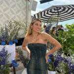 Georgia Hassarati Instagram - I meannn I @guess