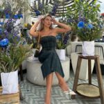 Georgia Hassarati Instagram - I meannn I @guess