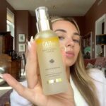 Georgia Hassarati Instagram - My skin is glowing✨ @dalba_global The d’Alba first spray serum hydrates and moisturises with white truffle, for the ultimate glowy skin in seconds. Safe on all skin types, 100% vegan approved. ad #dalba #dalbasprayserum #truffleglow #dalbahood #amazonfinds