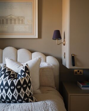 Georgia Hirst Instagram - At home with Actor Gee Hirst 💚

Creating a cosy country-feeling home in London through warming beiges and earthy greens alongside brushed brass finishes, soft layered lighting and thoughtful antique pieces. 

"When I bought the apartment, it was pretty lifeless and cold. I met my boyfriend who had always fantasied about having a country home and so we started this renovation project together. 

We introduced warmer tones through the paint colours - all Lick - textiles and finishes to give it a relaxing, 'Soho Farmhouse' countryside retreat feel in the middle of the city." 

Paint colours used:
• Living room, dining and kitchen (walls): #Beige01 
• Kitchen cabinets: #Green02
• Staircase woodwork: Green 02
• Bedroom: #Beige02 Soho Farmhouse
• Spare room: #Green05 Rome House
 
See the full home tour on the Lick YouTube channel (link in bio)

#LickHome #housetour #apartmentdesign