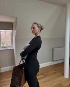 Georgia Hirst Instagram - Living in workout clothes right now!!! 🖤