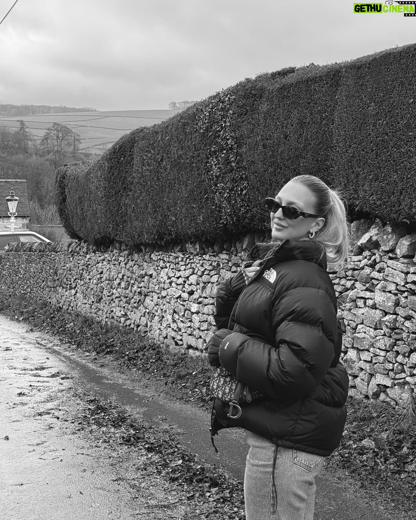 Georgia Hirst Instagram - New years escape to the countryside 🤍 @lotuscars