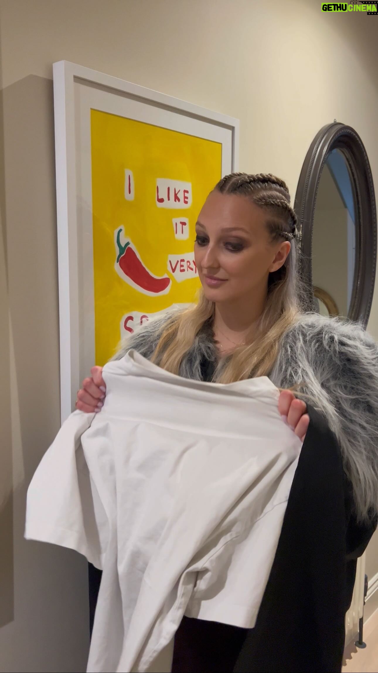 Georgia Hirst Instagram - Embracing my inner Viking means embracing the mess, and that’s perfectly fine by me! Thanks to the 15-minute Quick Wash on Hisense 3 Series Washing Machine — WFQA1214EVJM, stains are no longer a battle to be fought. This feature ensures my Viking chaos is easily cleaned up, and the super-fast spin function minimises drying time too. 15 minutes is just enough time to change into my favourite Viking-themed loungewear, I wonder, does anyone else have the same loungewear as me? ⚔️🔥 ad