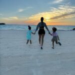 Georgina Rodríguez Instagram – 🌅🧡🌴👩‍👧‍👦
